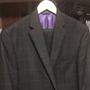 black windowpane suit 40R34W w purple lining